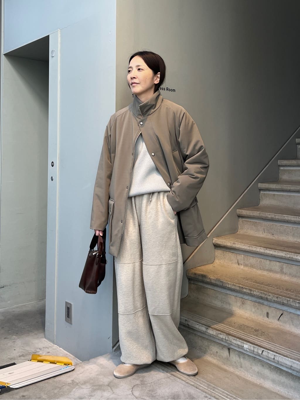 TAKEO KIKUCHIの【THE FLAGSHIP】フレンチメリノ 畦ニット プルオーバーを使ったコーディネートを紹介します。｜Rakuten Fashion(楽天ファッション／旧楽天ブランドアベニュー)5111769