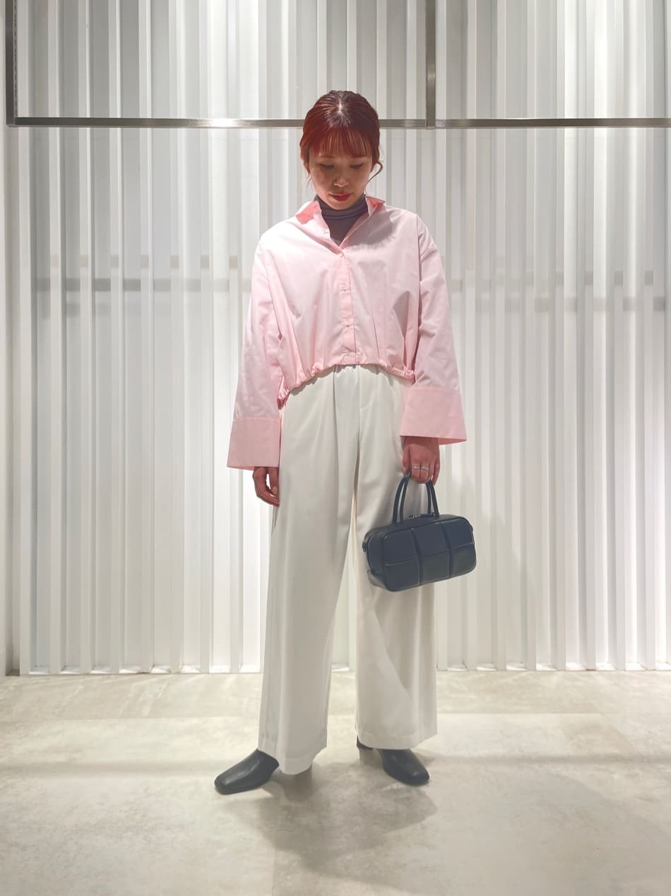 LASUDのエコペットブロードロストヘムショートシャツを使ったコーディネートを紹介します。｜Rakuten Fashion(楽天ファッション／旧楽天ブランドアベニュー)5112447