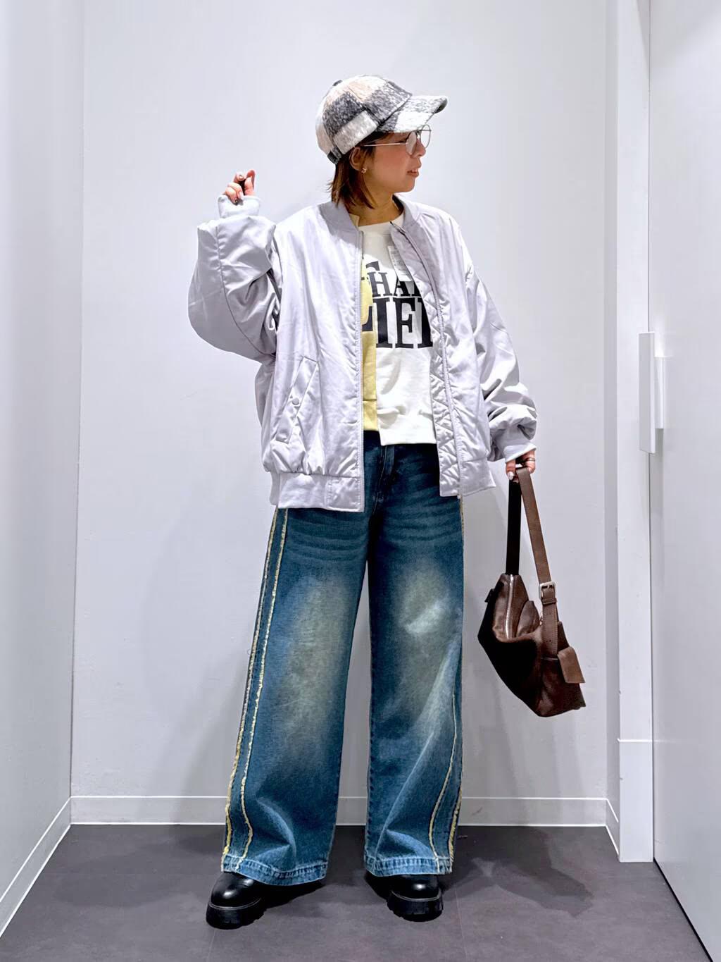 LAKOLEのボリュームスリーブMA-1を使ったコーディネートを紹介します。｜Rakuten Fashion(楽天ファッション／旧楽天ブランドアベニュー)5118813