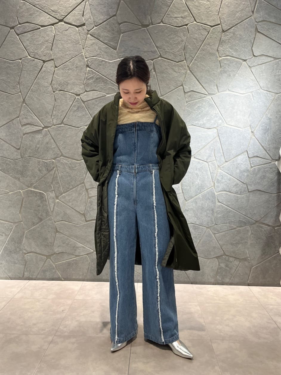 Vinのデニムフリンジオールインワンを使ったコーディネートを紹介します。｜Rakuten Fashion(楽天ファッション／旧楽天ブランドアベニュー)5130149