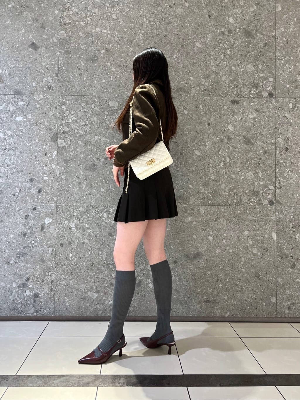 CHARLES & KEITH | Cressida クレシダ キルトプッシュロッククラッチ