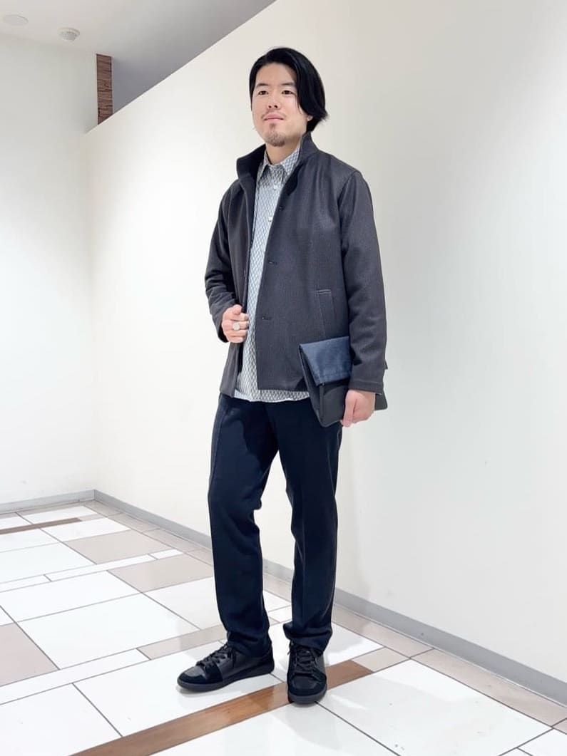 TAKEO KIKUCHIの【DOWN FABRIC】ダウンファブリック スタンドカラーブルゾンを使ったコーディネートを紹介します。｜Rakuten Fashion(楽天ファッション／旧楽天ブランドアベニュー)5144509