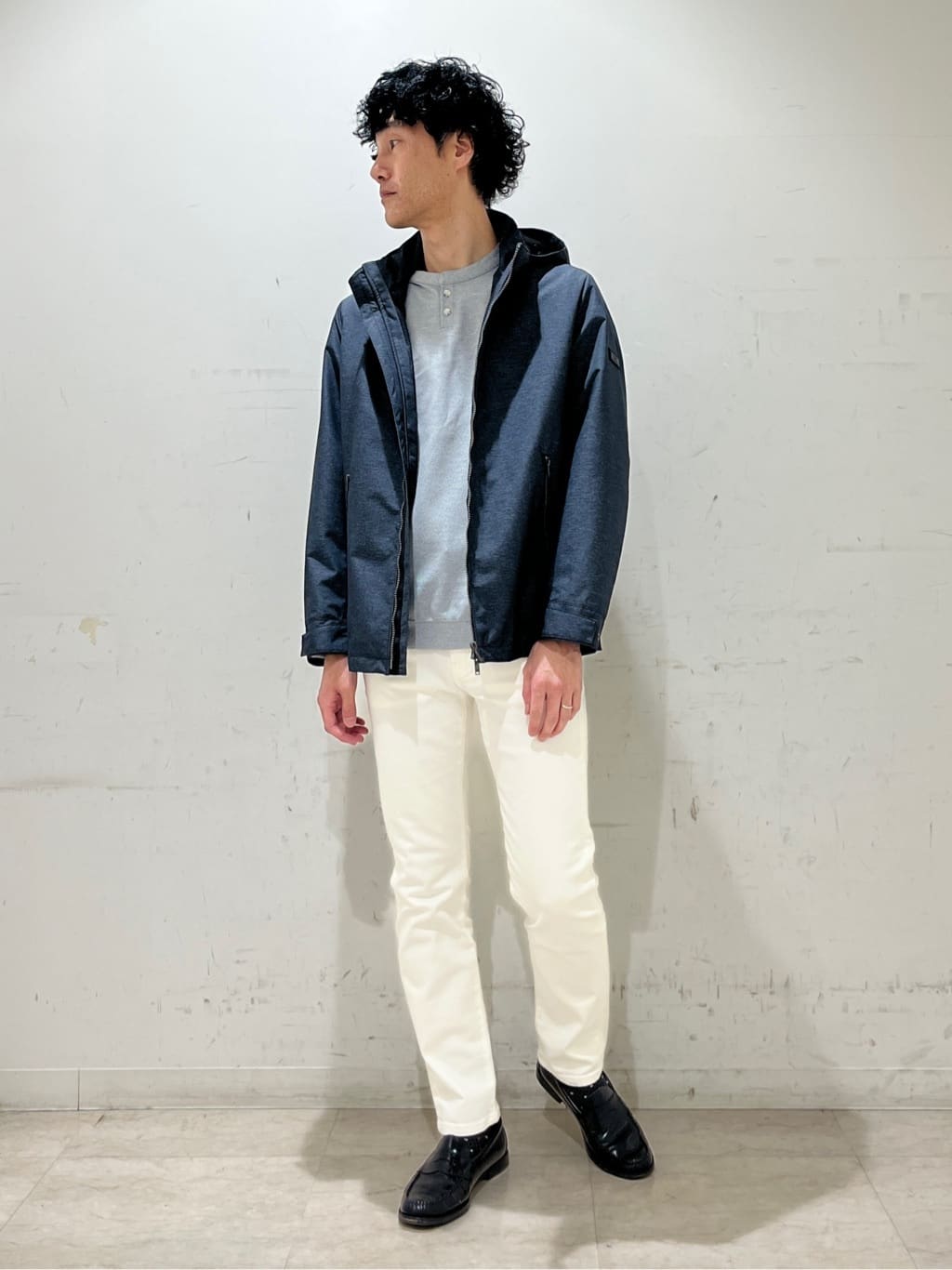 TAKEO KIKUCHIの【軽量アウター】エレクティブ シェル ブルゾンを使ったコーディネートを紹介します。｜Rakuten Fashion(楽天ファッション／旧楽天ブランドアベニュー)5146578