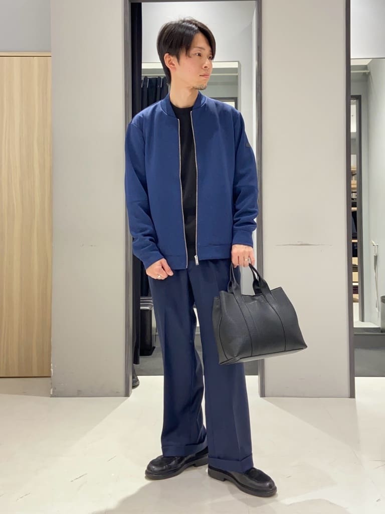 TAKEO KIKUCHIの【ジャケット対応】テーラードネック プルオーバー ニットを使ったコーディネートを紹介します。｜Rakuten Fashion(楽天ファッション／旧楽天ブランドアベニュー)5147531