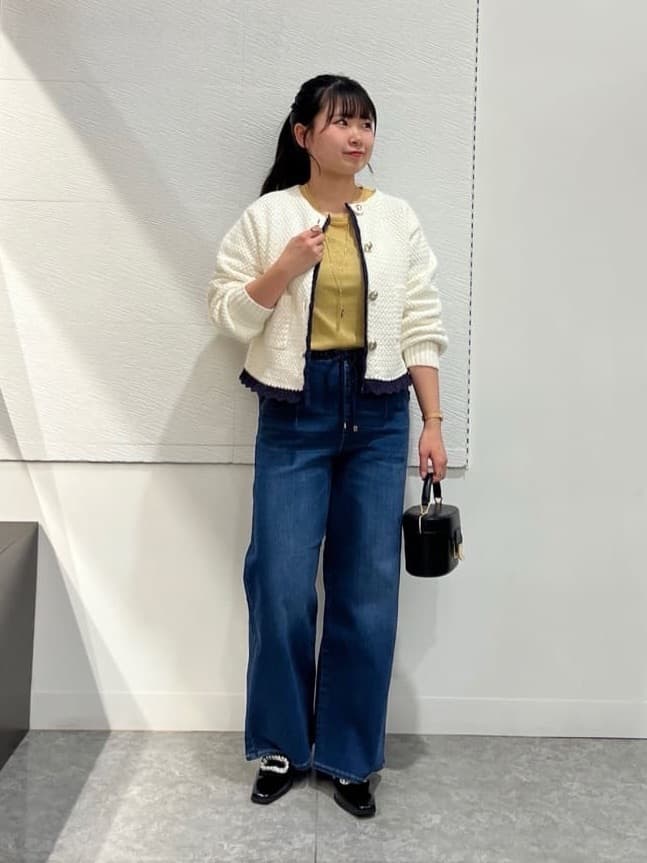 Vinのバイカラーラインニットカーディガンを使ったコーディネートを紹介します。｜Rakuten Fashion(楽天ファッション／旧楽天ブランドアベニュー)5159636