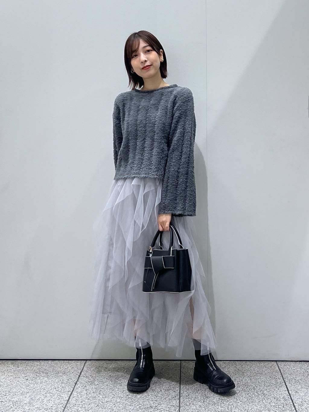 mysty womanのリボンモチーフバッグを使ったコーディネートを紹介します。｜Rakuten Fashion(楽天ファッション／旧楽天ブランドアベニュー)5164601