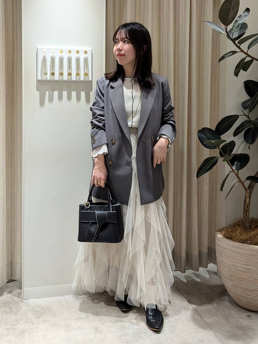 mysty womanのリボンモチーフバッグを使ったコーディネートを紹介します。｜Rakuten Fashion(楽天ファッション／旧楽天ブランドアベニュー)5164602