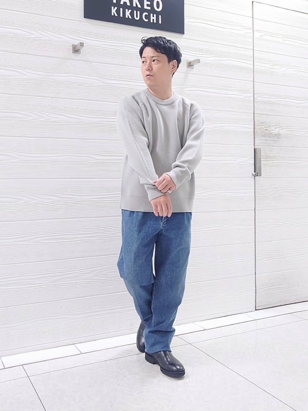 TAKEO KIKUCHIの【THE FLAGSHIP】サイドジップ ショートブーツを使ったコーディネートを紹介します。｜Rakuten Fashion(楽天ファッション／旧楽天ブランドアベニュー)5181180