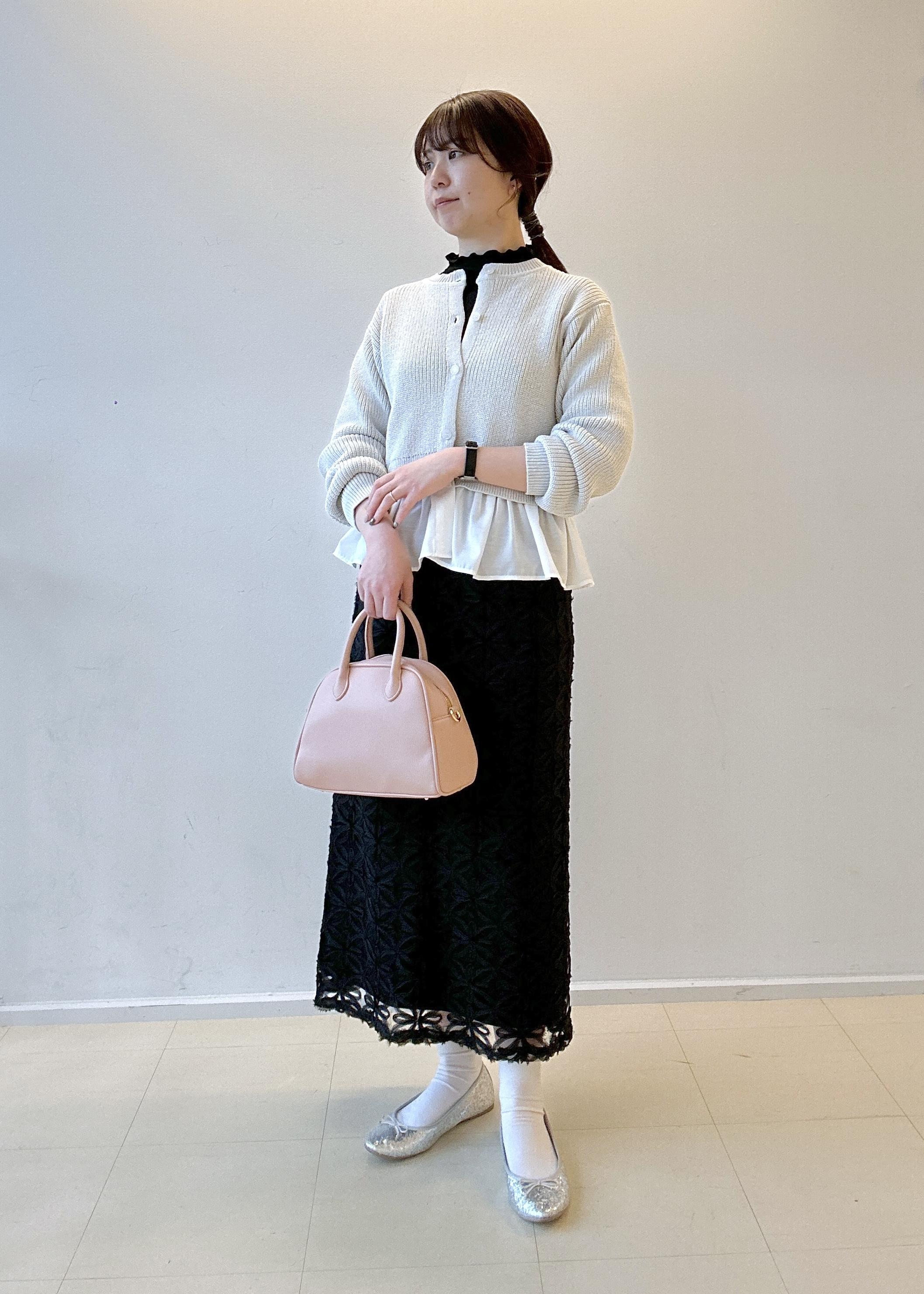 ROPE' PICNICの布帛使いショート丈カーディガンを使ったコーディネートを紹介します。｜Rakuten Fashion(楽天ファッション／旧楽天ブランドアベニュー)5240553