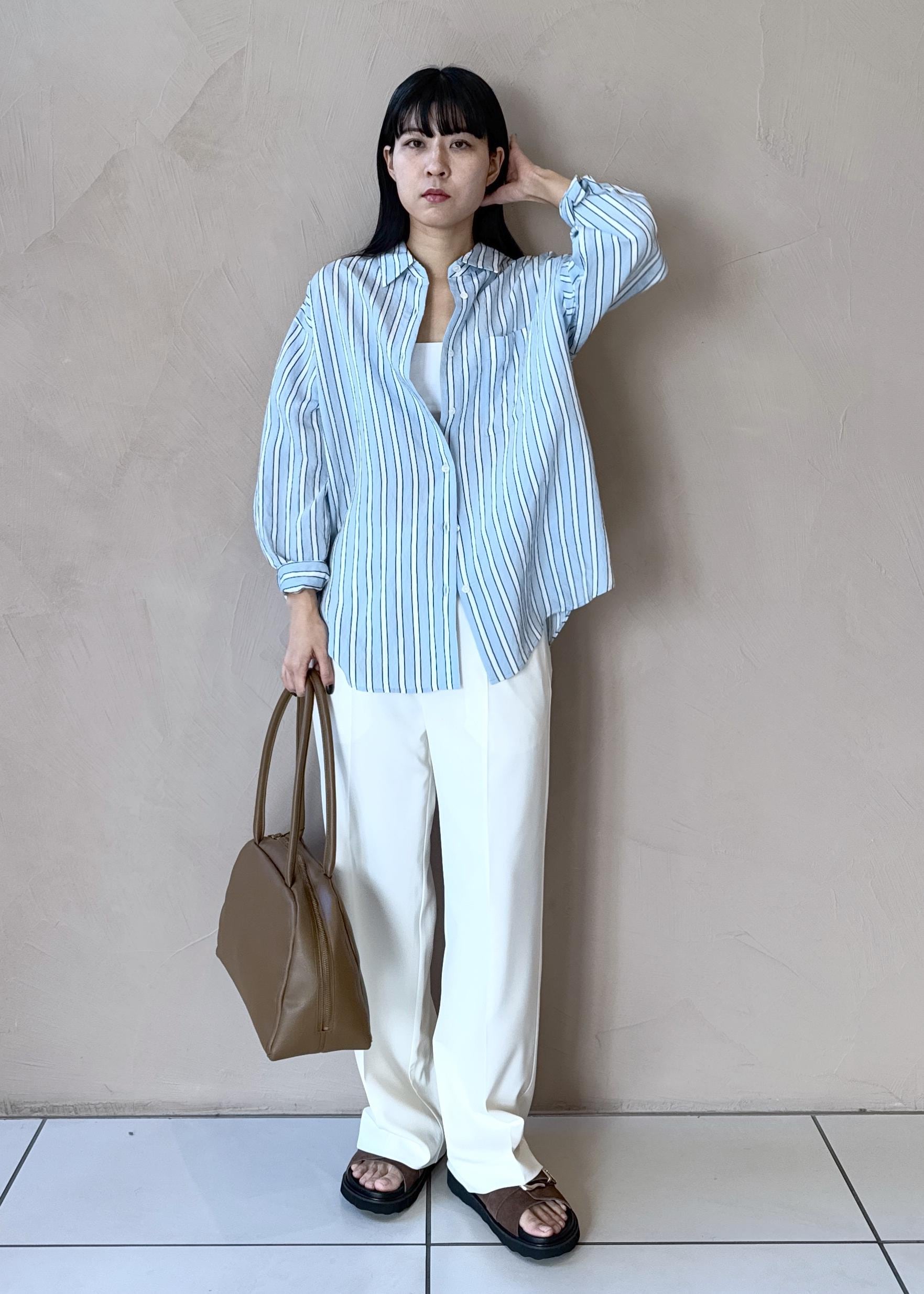 SALON adam et rope'のスプリットレザーミドルボストンバッグ 2 / 軽量を使ったコーディネートを紹介します。｜Rakuten Fashion(楽天ファッション／旧楽天ブランドアベニュー)5272153