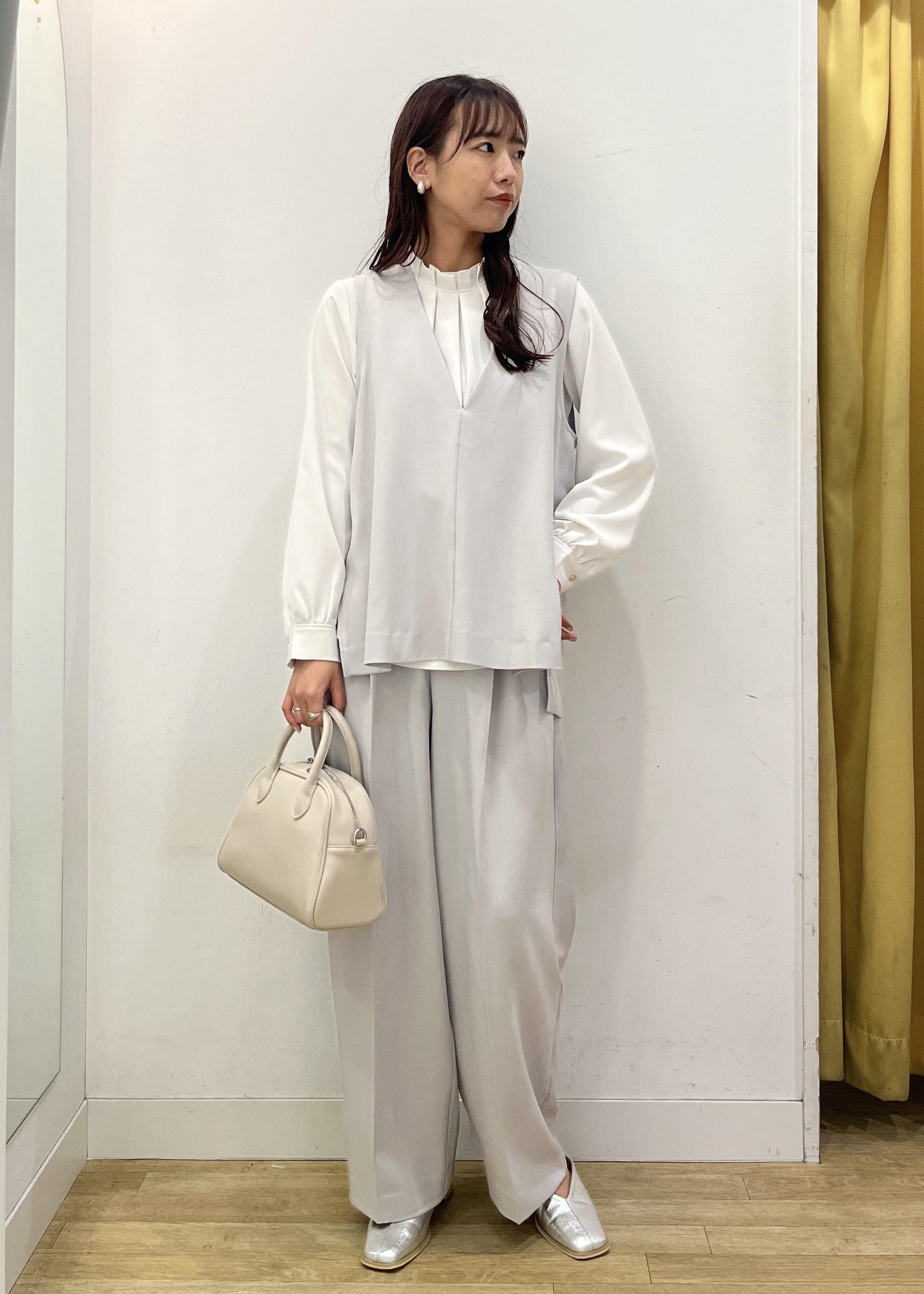 ROPE' PICNICの【2サイズ展開】多機能タックブラウスを使ったコーディネートを紹介します。｜Rakuten Fashion(楽天ファッション／旧楽天ブランドアベニュー)5273138