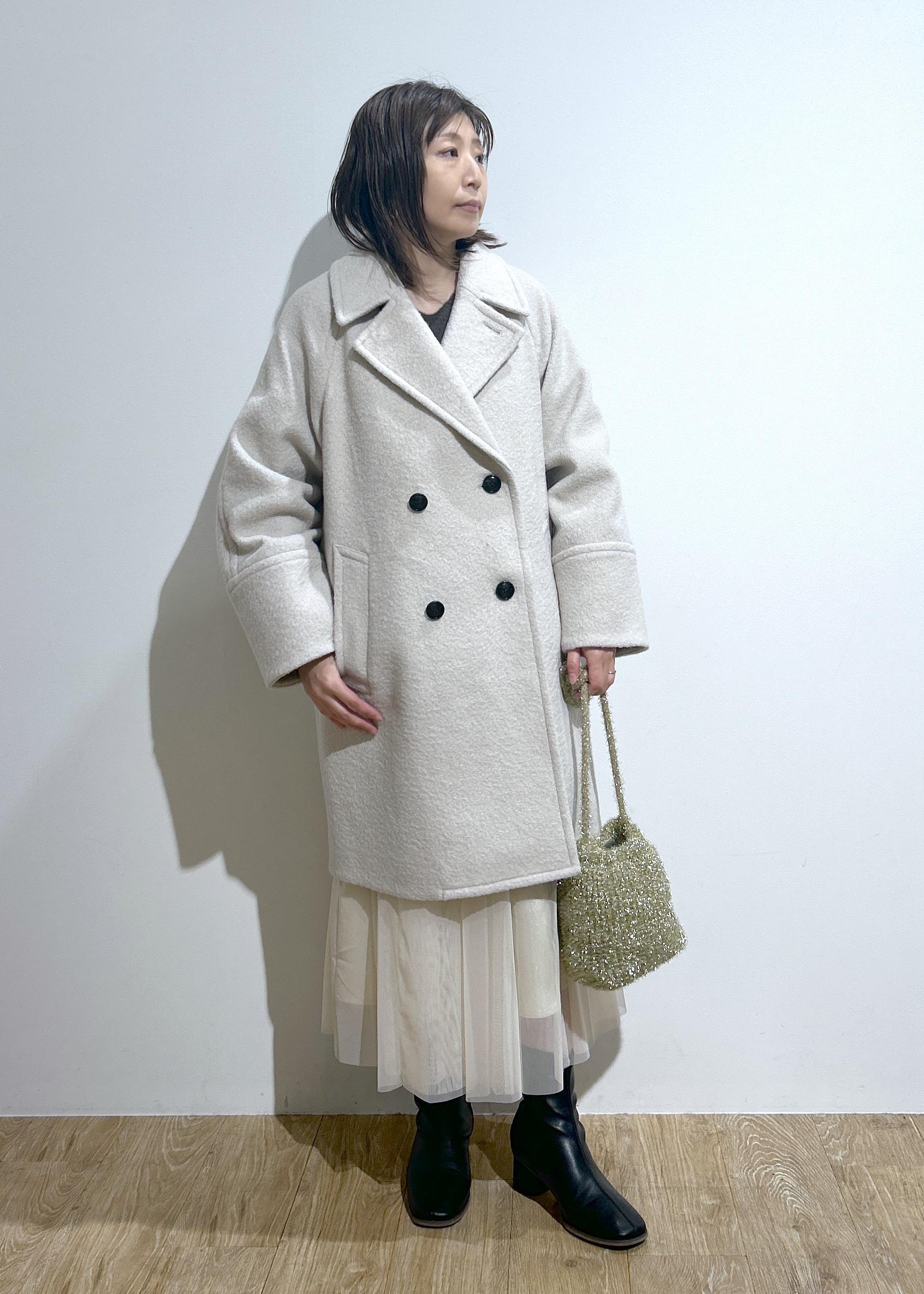 ROPE' PICNICの【WEB限定カラー:ライトグレー】洗濯機OK/ふわふわVネックニットプルオーバーを使ったコーディネートを紹介します。｜Rakuten Fashion(楽天ファッション／旧楽天ブランドアベニュー)5273200
