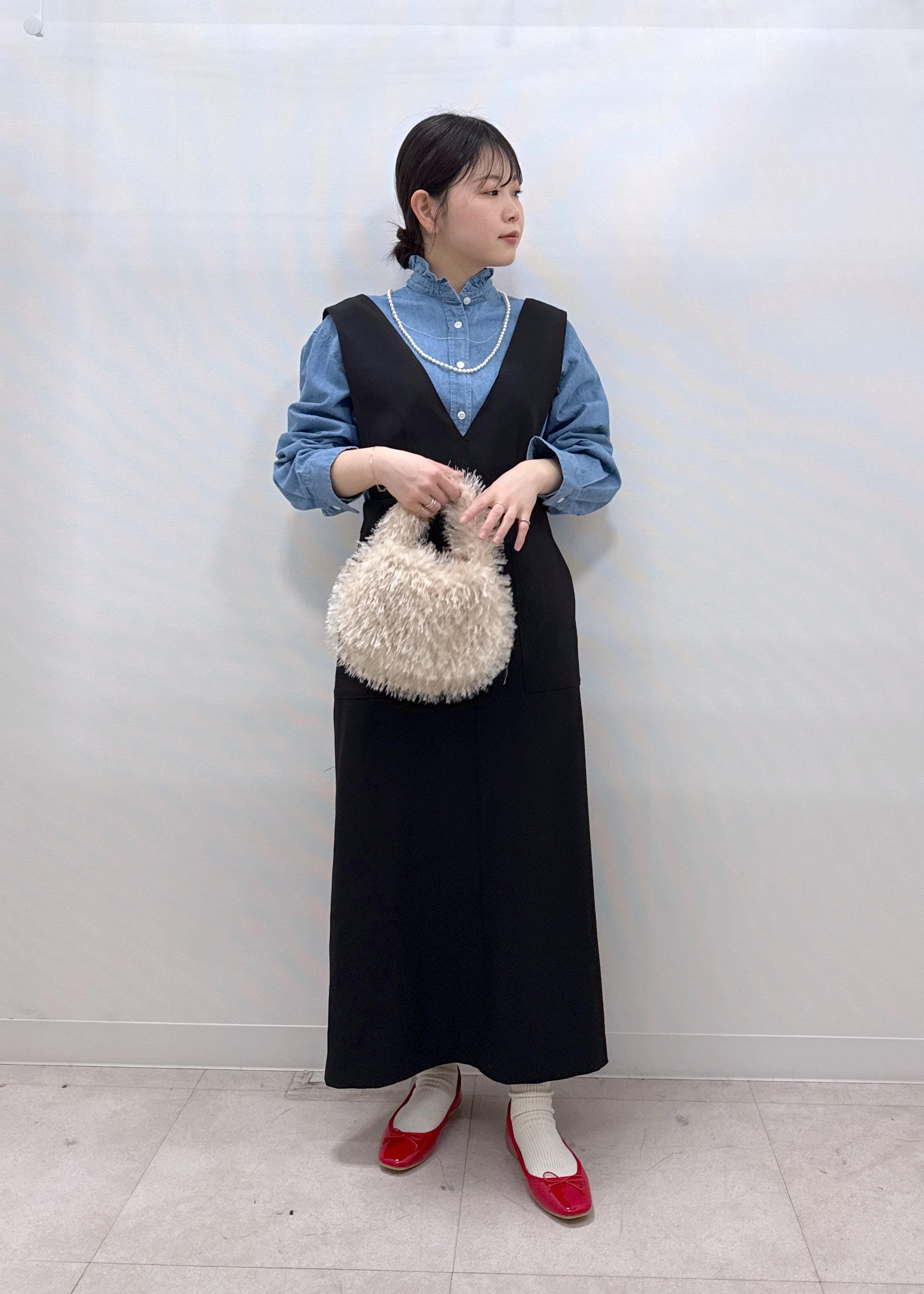 ROPE' PICNICのフリルカラーデニムシャツを使ったコーディネートを紹介します。｜Rakuten Fashion(楽天ファッション／旧楽天ブランドアベニュー)5310817