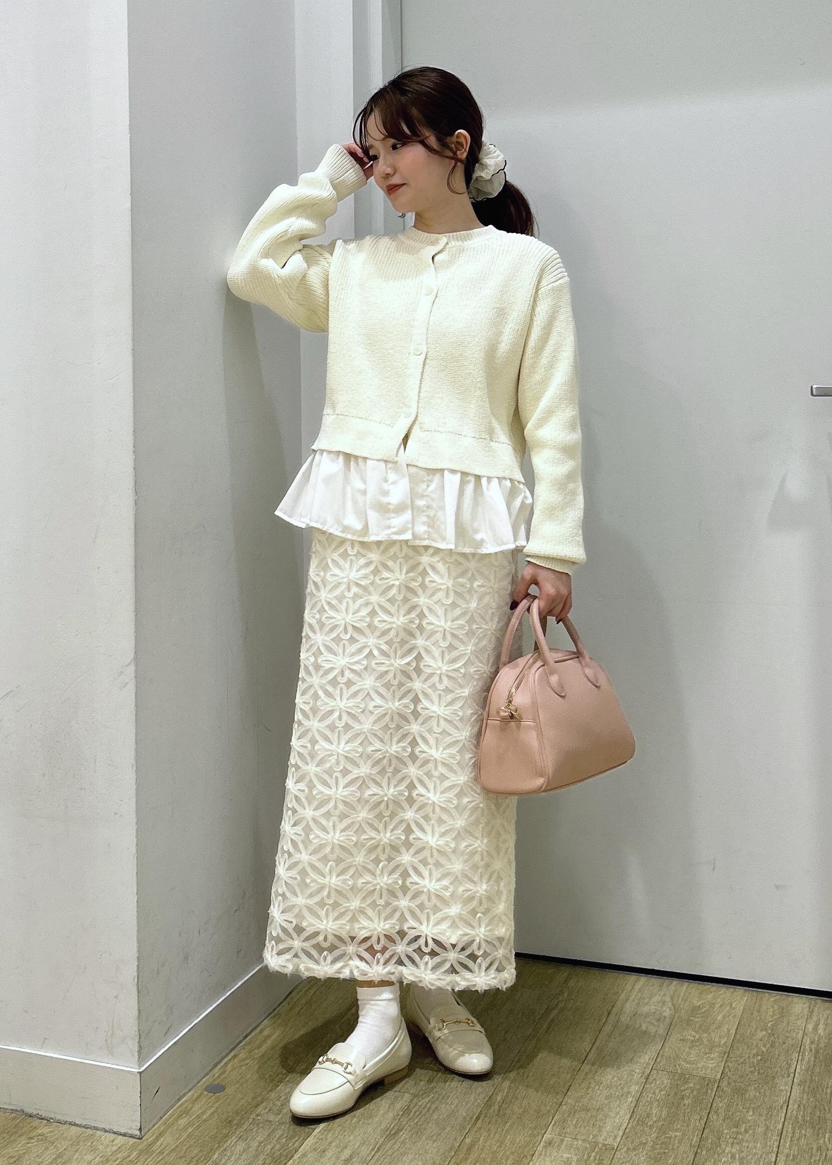 ROPE' PICNICの布帛使いショート丈カーディガンを使ったコーディネートを紹介します。｜Rakuten Fashion(楽天ファッション／旧楽天ブランドアベニュー)5311510