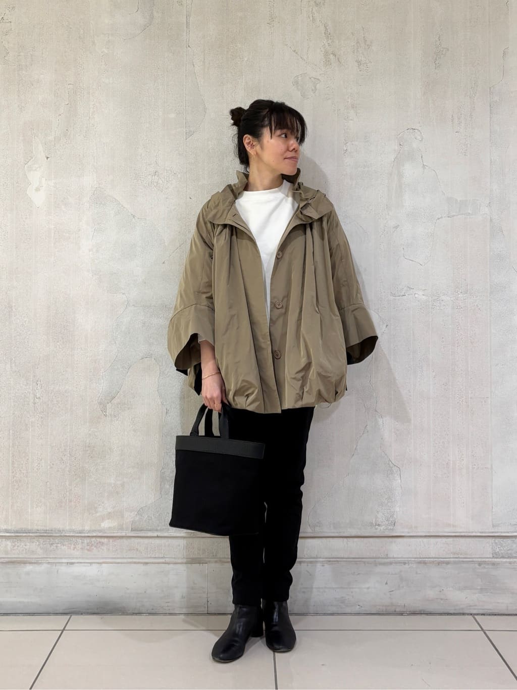 2024✨BEARDSLEY タフタバルーンブルゾン　ベージュ　美品 BEARDSLEY（ビアズリー）の「タフタバルーンブルゾン（ブルゾン