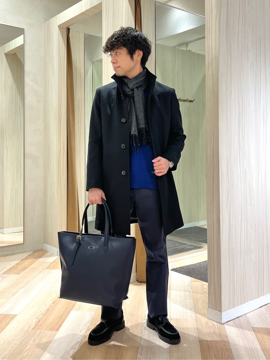 TAKEO KIKUCHIの【ウールカシミヤブレンド】ビーバー調 スタンドカラー コートを使ったコーディネートを紹介します。｜Rakuten Fashion(楽天ファッション／旧楽天ブランドアベニュー)5186590