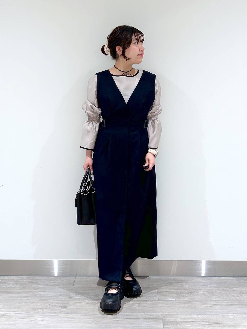 mysty womanのリボンモチーフバッグを使ったコーディネートを紹介します。｜Rakuten Fashion(楽天ファッション／旧楽天ブランドアベニュー)5187560