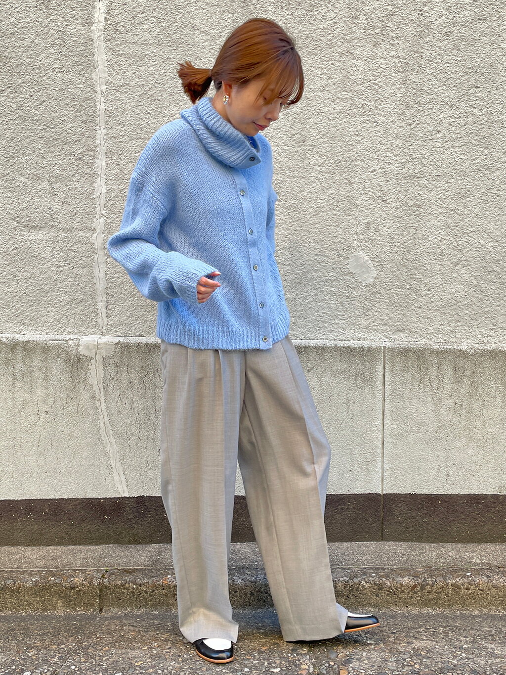 1er Arrondissementのツータックトラウザーを使ったコーディネートを紹介します。｜Rakuten Fashion(楽天ファッション／旧楽天ブランドアベニュー)5189907