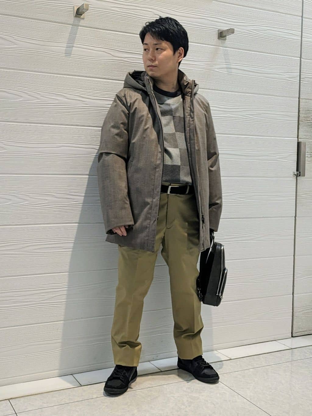 TAKEO KIKUCHIのチェック柄 プルオーバー ニットを使ったコーディネートを紹介します。｜Rakuten Fashion(楽天ファッション／旧楽天ブランドアベニュー)5191268