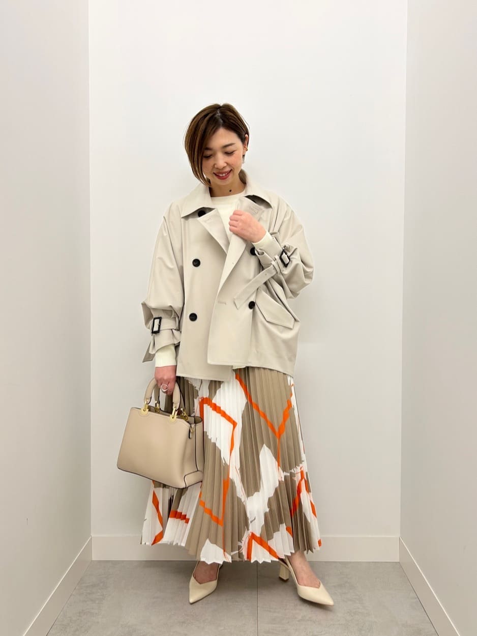 Vinのトレンチデザインドルマンコートを使ったコーディネートを紹介します。｜Rakuten Fashion(楽天ファッション／旧楽天ブランドアベニュー)5196273