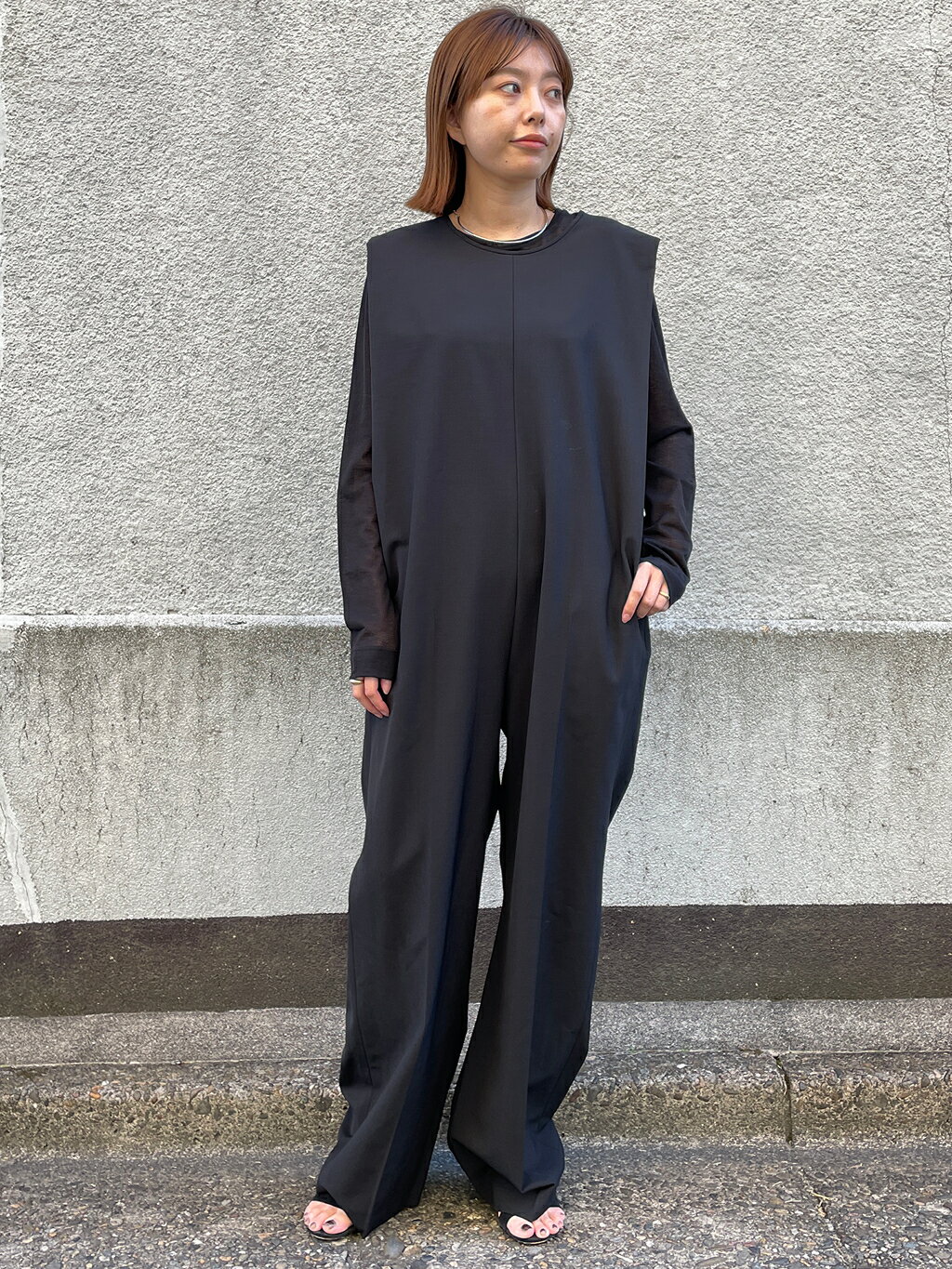 1er Arrondissementの<near.nippon (ニアー ニッポン)>タックショルダーオールインワンを使ったコーディネートを紹介します。｜Rakuten Fashion(楽天ファッション／旧楽天ブランドアベニュー)5197857