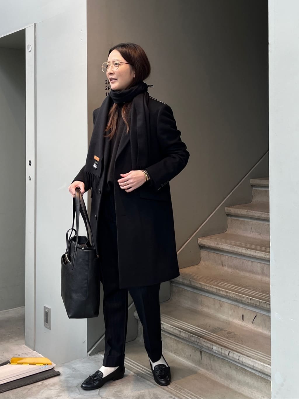 TAKEO KIKUCHIのウールカシミヤブレンド チェスターコートを使ったコーディネートを紹介します。｜Rakuten Fashion(楽天ファッション／旧楽天ブランドアベニュー)5200863