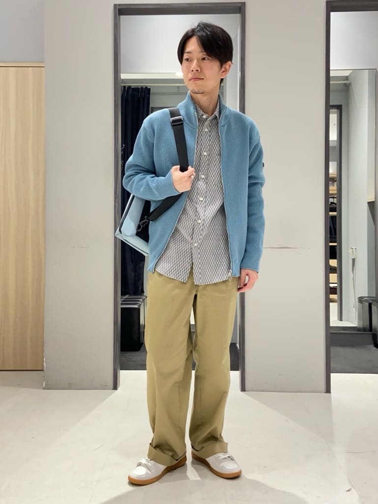 TAKEO KIKUCHIの【Made in JAPAN】スプリング ドライバーズ ニットを使ったコーディネートを紹介します。｜Rakuten Fashion(楽天ファッション／旧楽天ブランドアベニュー)5201422