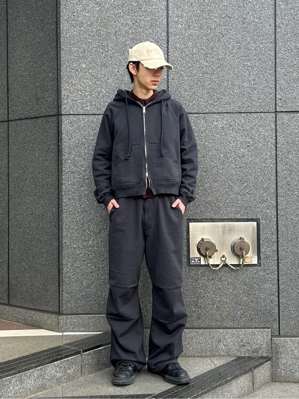 417 EDIFICEのコーディネートを紹介します。｜Rakuten Fashion(楽天ファッション／旧楽天ブランドアベニュー)5204549