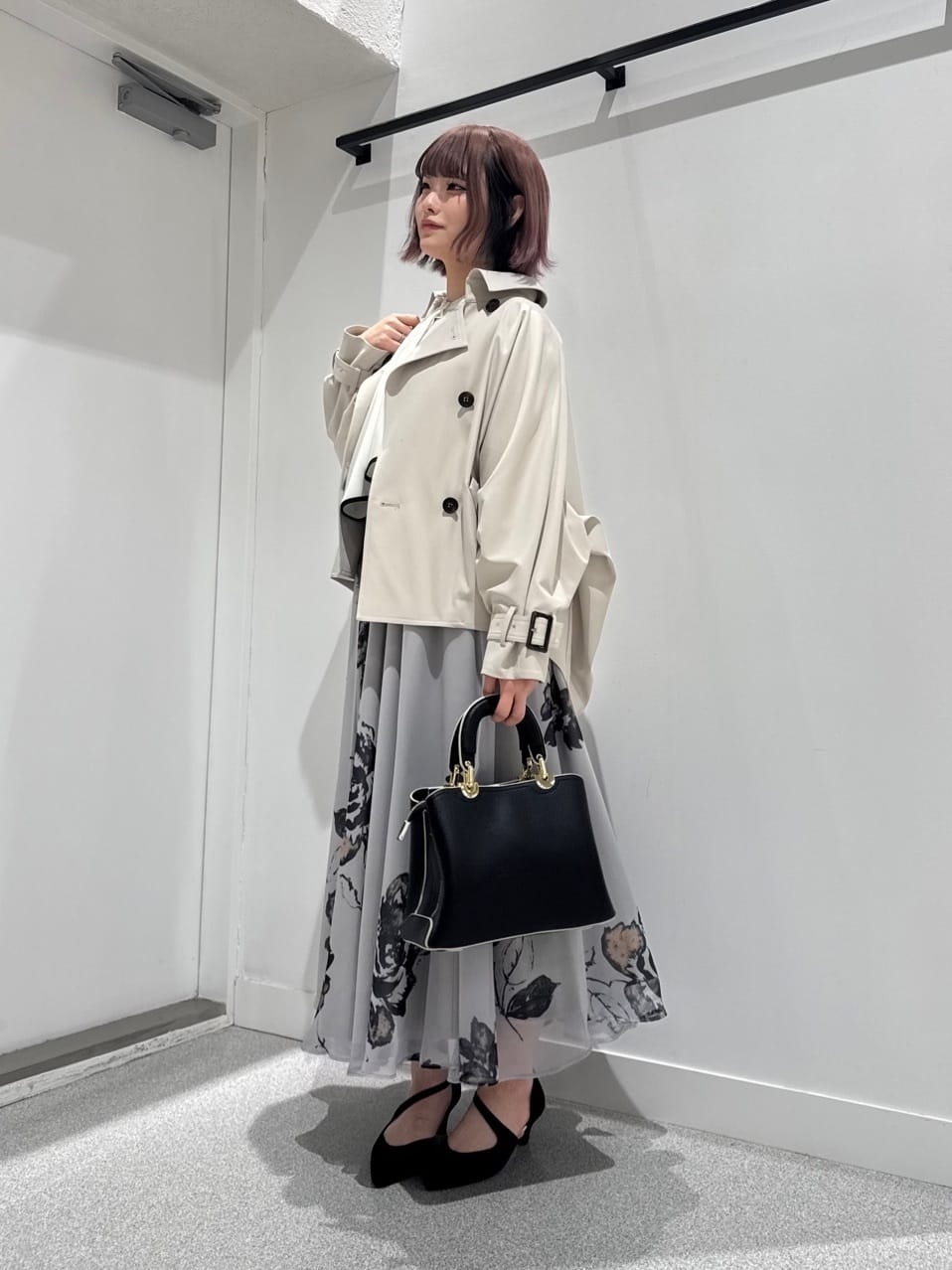 Vinのトレンチデザインドルマンコートを使ったコーディネートを紹介します。｜Rakuten Fashion(楽天ファッション／旧楽天ブランドアベニュー)5207088