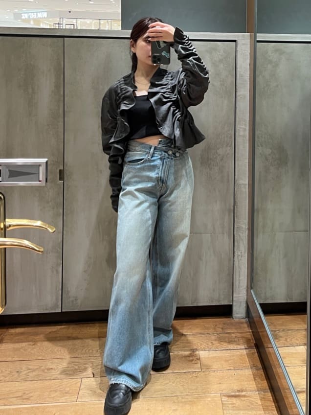 moussyのShirring jacketを使ったコーディネートを紹介します。｜Rakuten Fashion(楽天ファッション／旧楽天ブランドアベニュー)5214411