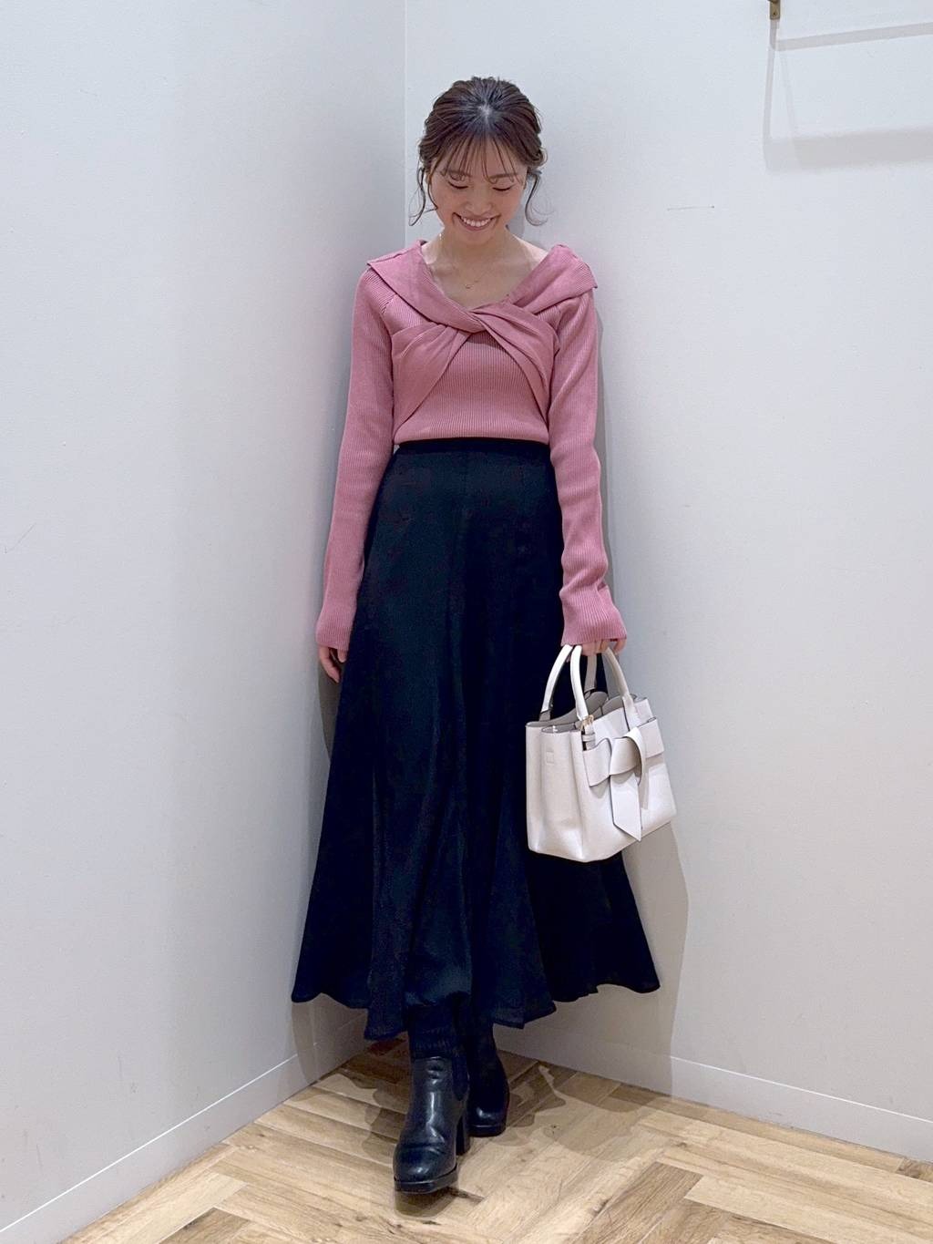 mysty womanのリボンモチーフバッグを使ったコーディネートを紹介します。｜Rakuten Fashion(楽天ファッション／旧楽天ブランドアベニュー)5228853