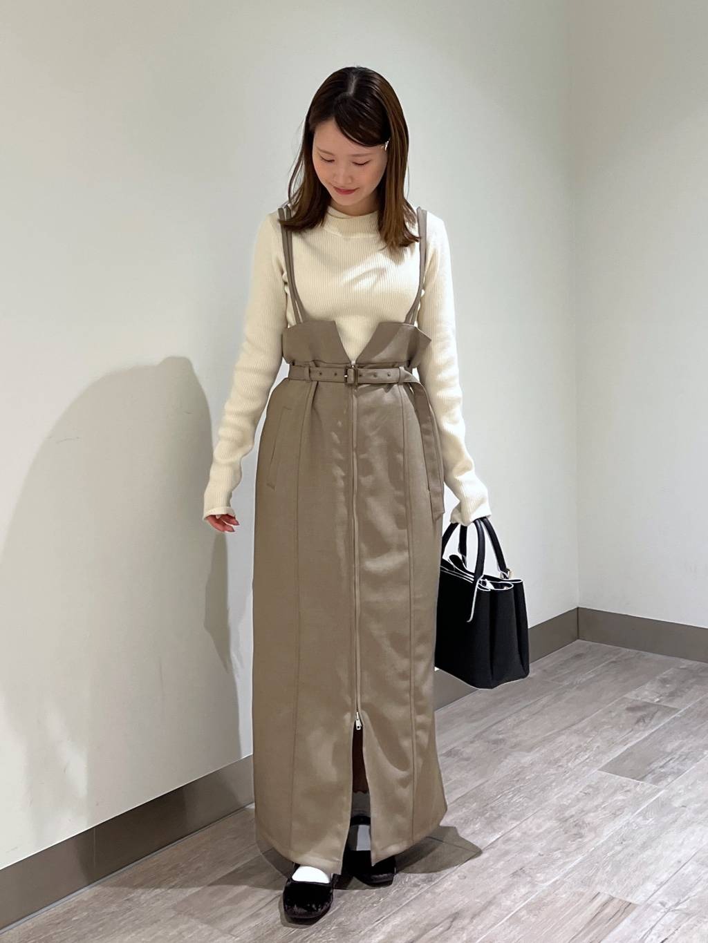 mysty womanのリボンモチーフバッグを使ったコーディネートを紹介します。｜Rakuten Fashion(楽天ファッション／旧楽天ブランドアベニュー)5228854