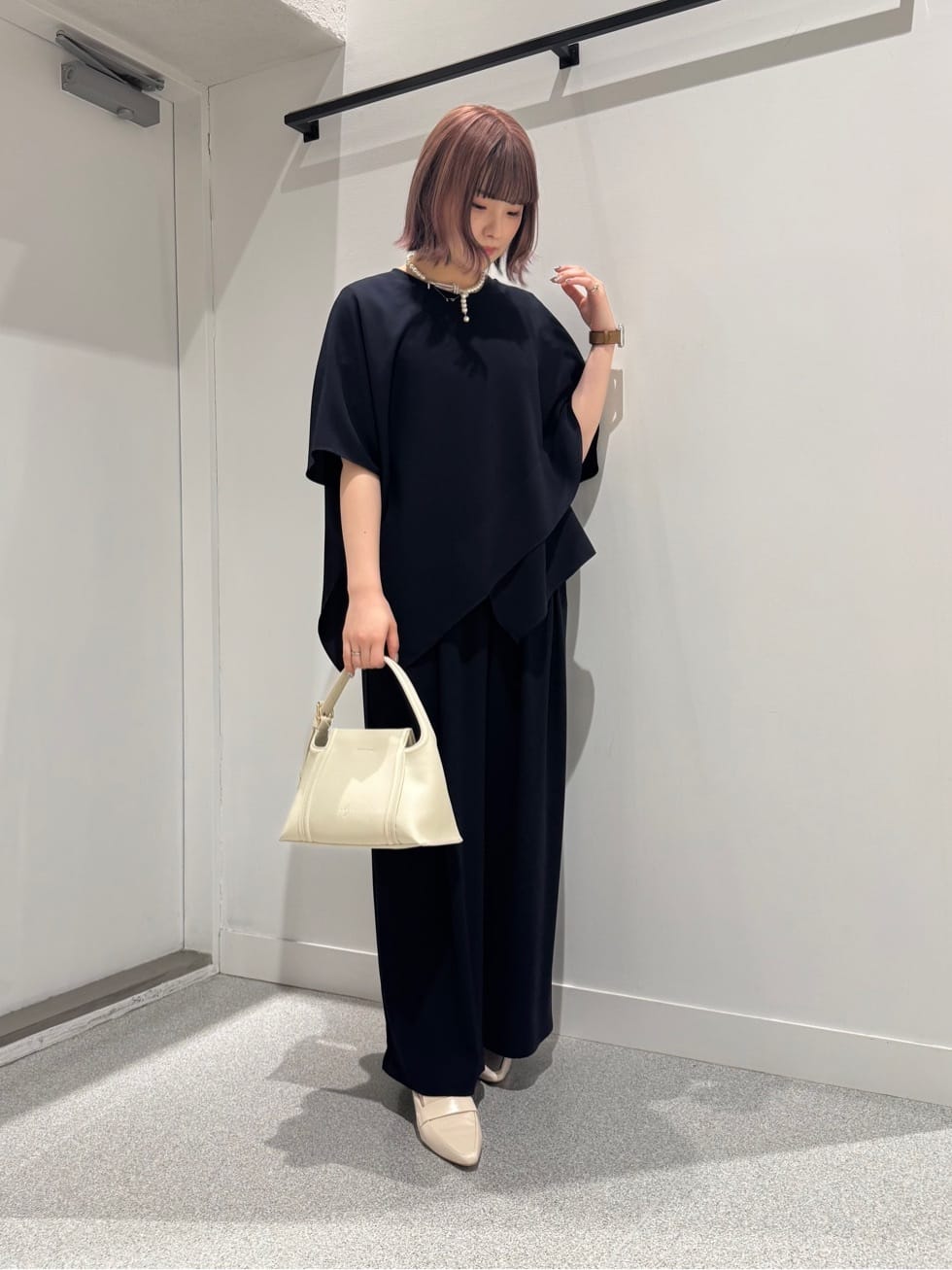 Vinのジョーゼットドレープワイドパンツを使ったコーディネートを紹介します。｜Rakuten Fashion(楽天ファッション／旧楽天ブランドアベニュー)5229059