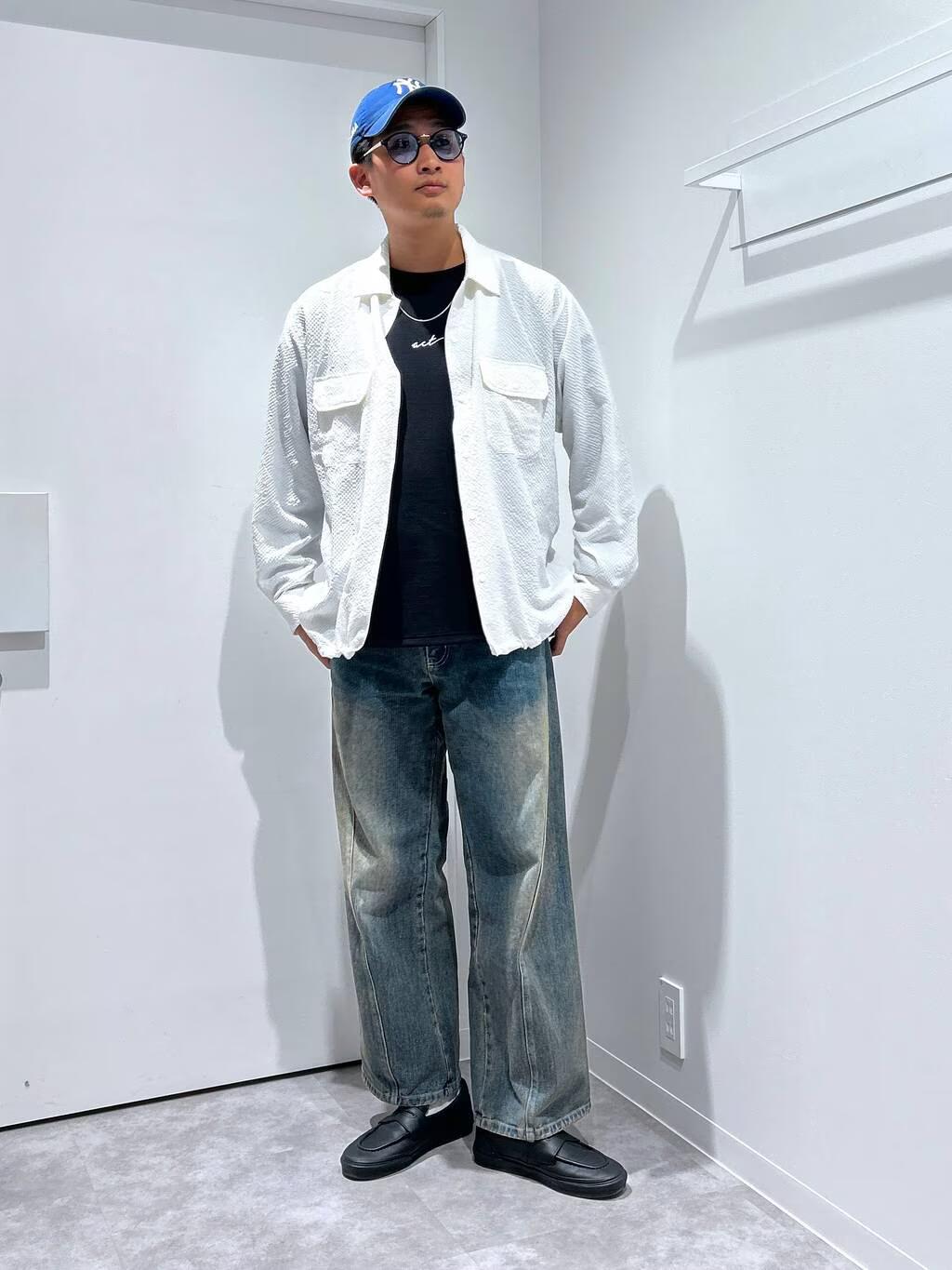 LAKOLEのシアサッカーシャツを使ったコーディネートを紹介します。｜Rakuten Fashion(楽天ファッション／旧楽天ブランドアベニュー)5245912