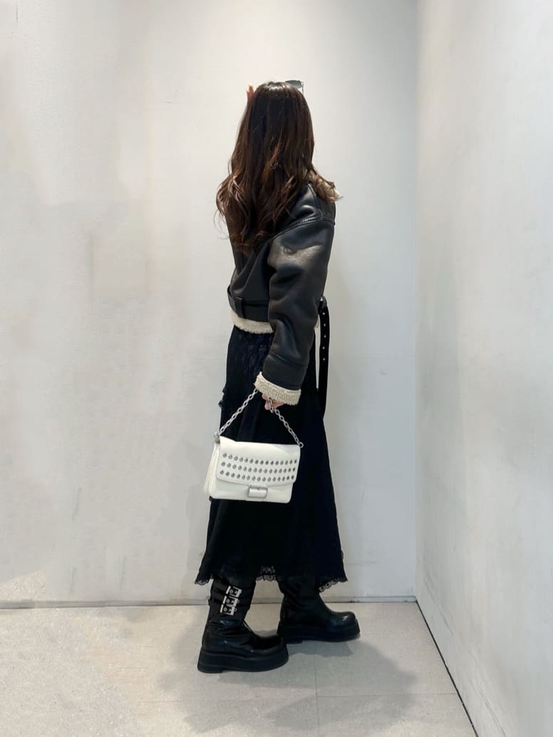CHARLES & KEITH | Nikki ニッキ トリプルバックルカーフブーツ