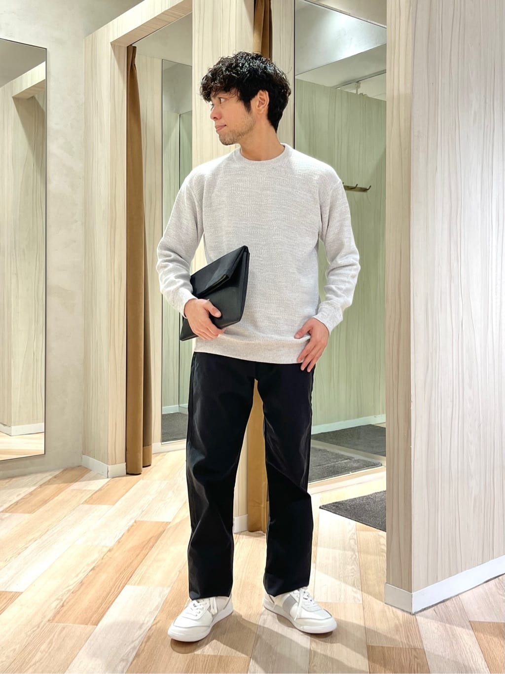 TAKEO KIKUCHIのスプリング メランジ ニットを使ったコーディネートを紹介します。｜Rakuten Fashion(楽天ファッション／旧楽天ブランドアベニュー)5252056