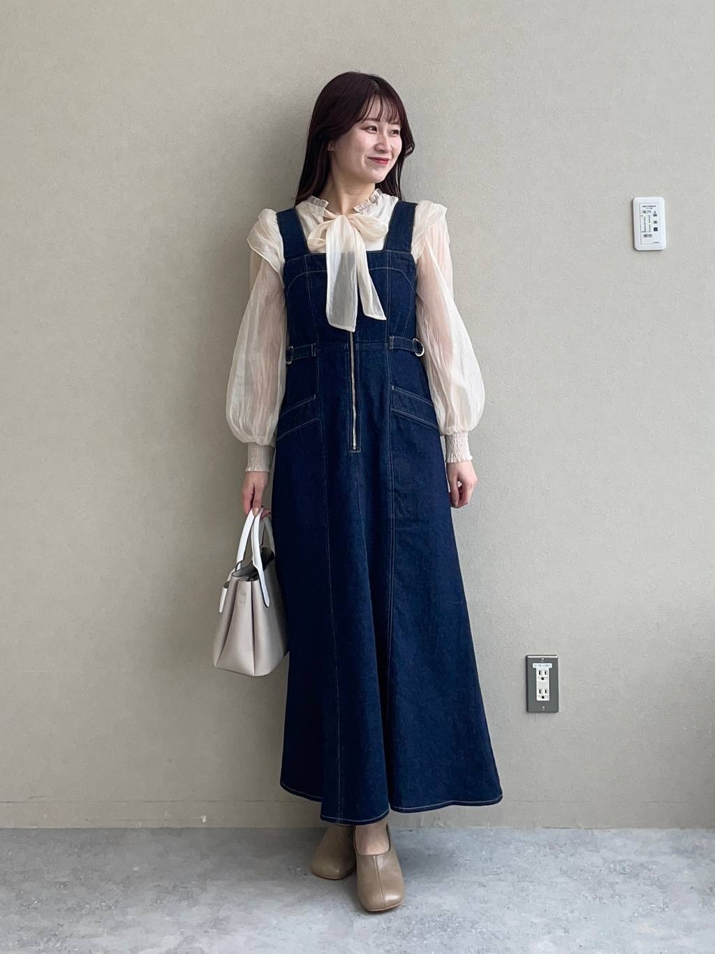 mysty womanのリボンモチーフバッグを使ったコーディネートを紹介します。｜Rakuten Fashion(楽天ファッション／旧楽天ブランドアベニュー)5258963