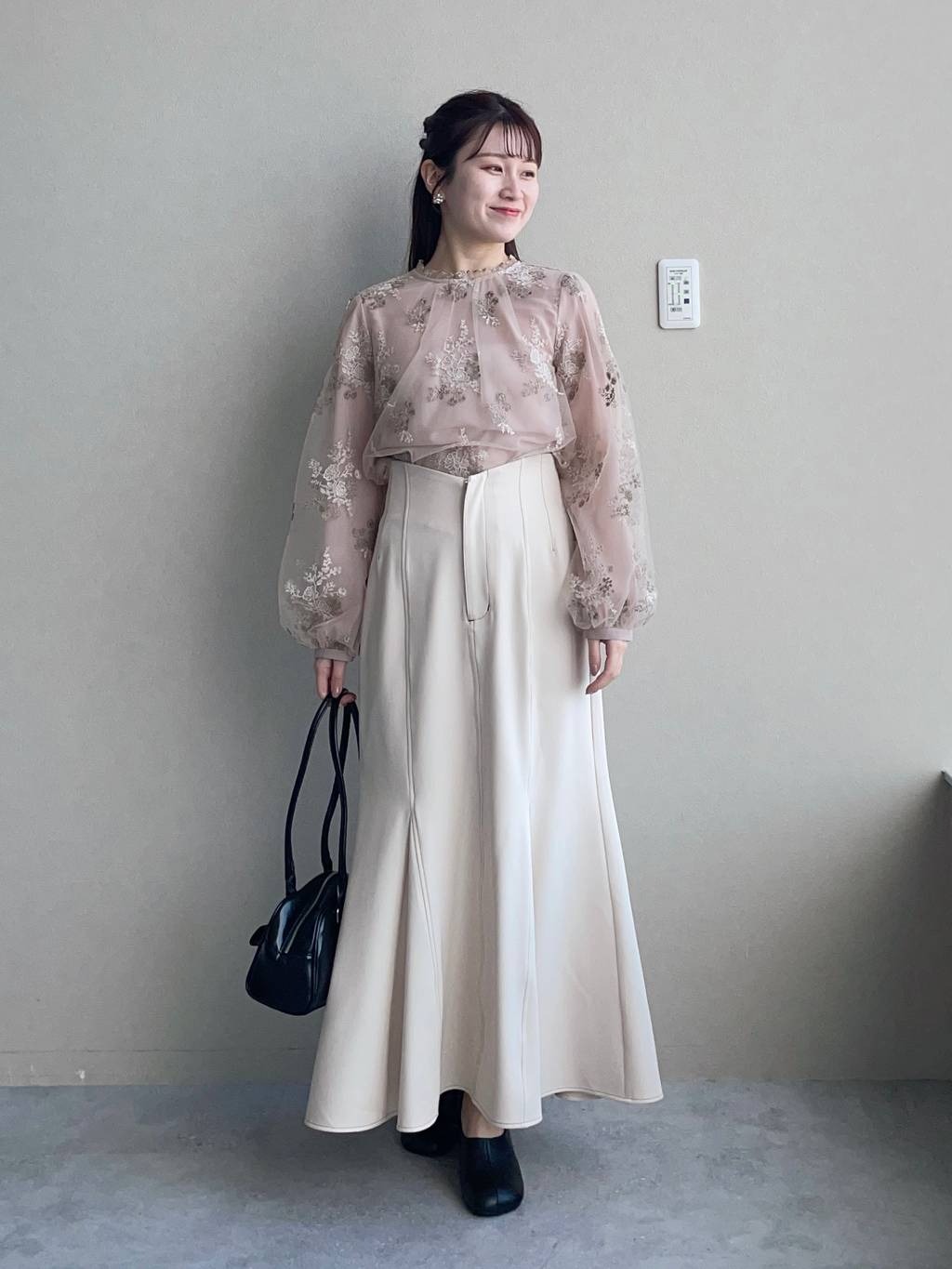 mysty womanのラウンドスクエアパンプスを使ったコーディネートを紹介します。｜Rakuten Fashion(楽天ファッション／旧楽天ブランドアベニュー)5258939