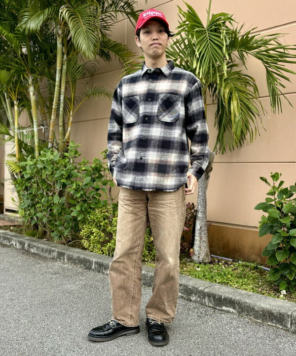 BEAMS HEARTのブラスト ワイド ストレート デニムを使ったコーディネートを紹介します。｜Rakuten Fashion(楽天ファッション／旧楽天ブランドアベニュー)5260165