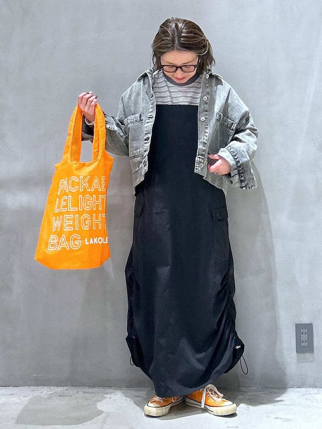 LAKOLEのボリュームスリーブGジャンを使ったコーディネートを紹介します。｜Rakuten Fashion(楽天ファッション／旧楽天ブランドアベニュー)5277606