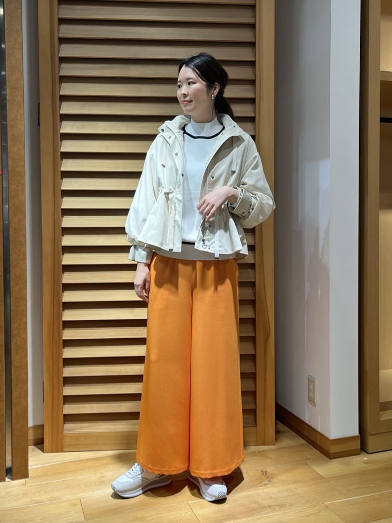 Vinのウェッジソールスニーカーを使ったコーディネートを紹介します。｜Rakuten Fashion(楽天ファッション／旧楽天ブランドアベニュー)5282600