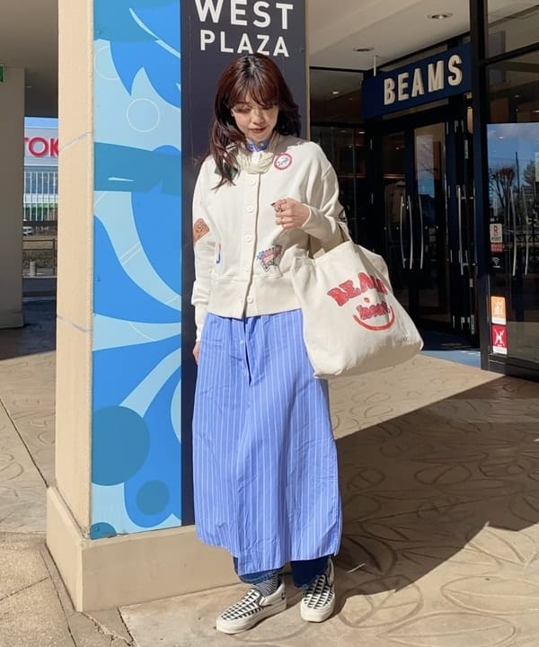 BEAMS HEARTのスマイル カスレロゴ バッグ(A4サイズ収納可能) 25SS レディースを使ったコーディネートを紹介します。｜Rakuten Fashion(楽天ファッション／旧楽天ブランドアベニュー)5294736