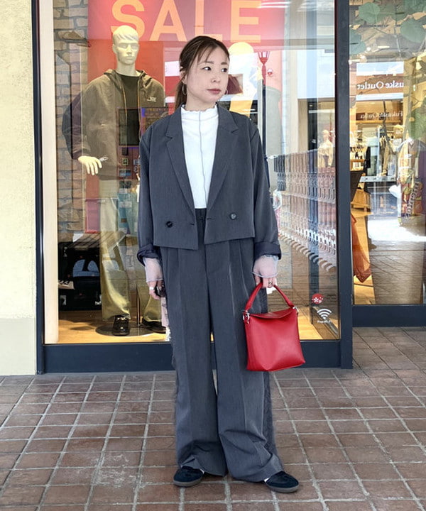 BEAMS HEARTのベルト ハンドル スクエア ショルダーバッグ 25SS レディースを使ったコーディネートを紹介します。｜Rakuten Fashion(楽天ファッション／旧楽天ブランドアベニュー)5294785