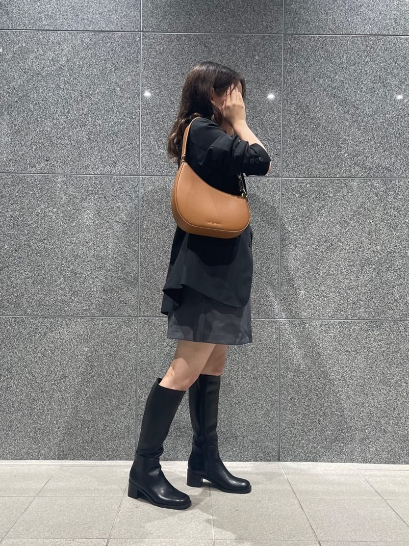 CHARLES & KEITH | アシメトリック ショルダーバッグ | Rakuten