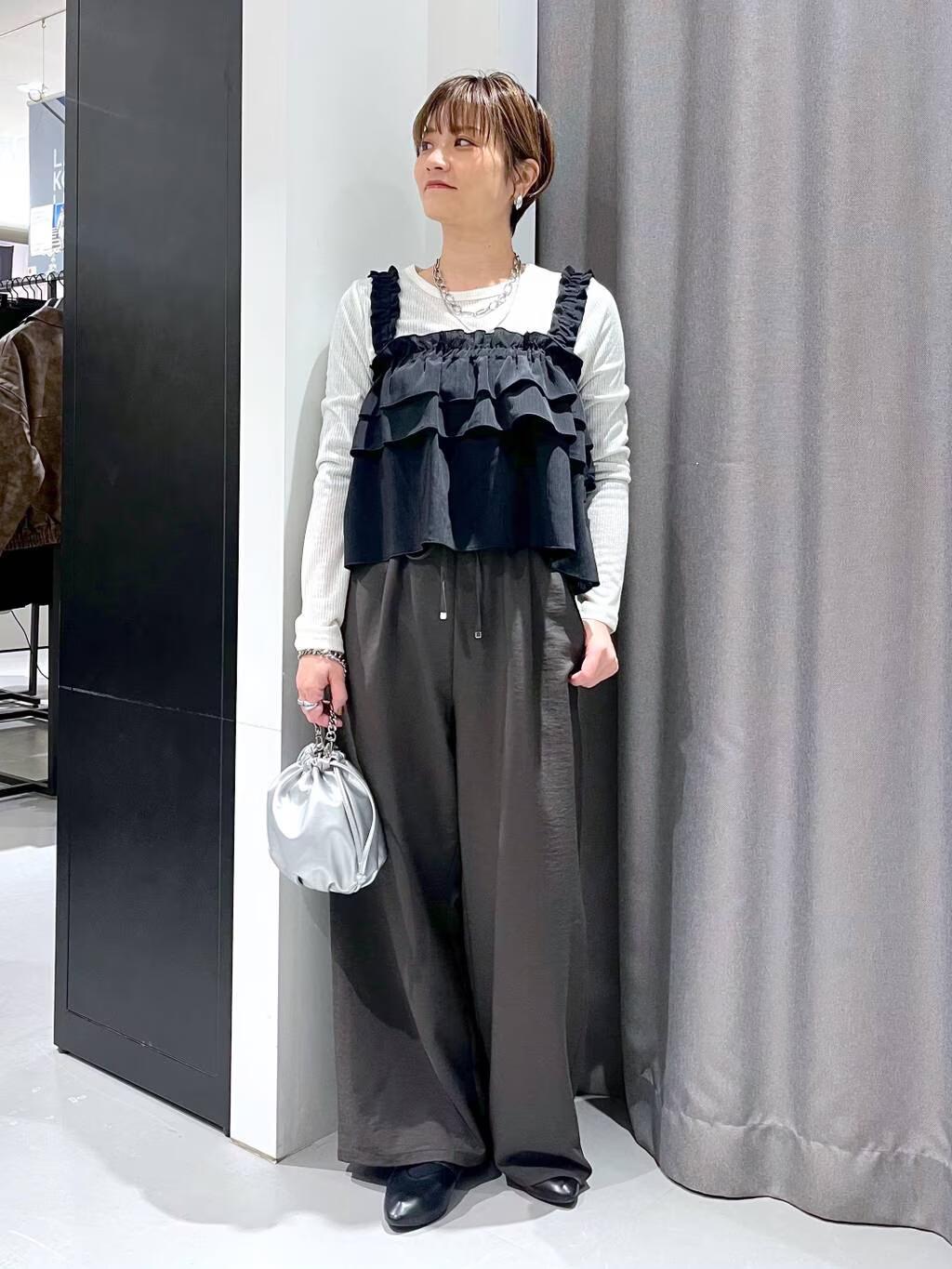 LAKOLEのフリルビスチェを使ったコーディネートを紹介します。｜Rakuten Fashion(楽天ファッション／旧楽天ブランドアベニュー)5311787