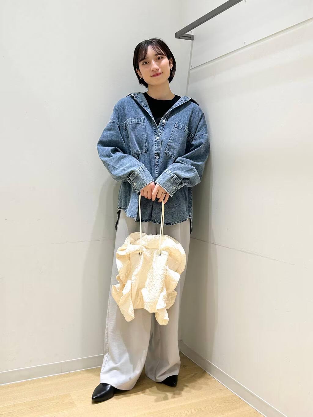 LAKOLEのシアーテレコ長袖Tを使ったコーディネートを紹介します。｜Rakuten Fashion(楽天ファッション／旧楽天ブランドアベニュー)5311793