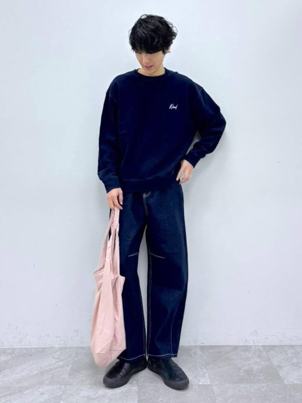 LAKOLEの[世界の名作]エコバッグ(L)を使ったコーディネートを紹介します。｜Rakuten Fashion(楽天ファッション／旧楽天ブランドアベニュー)5311796