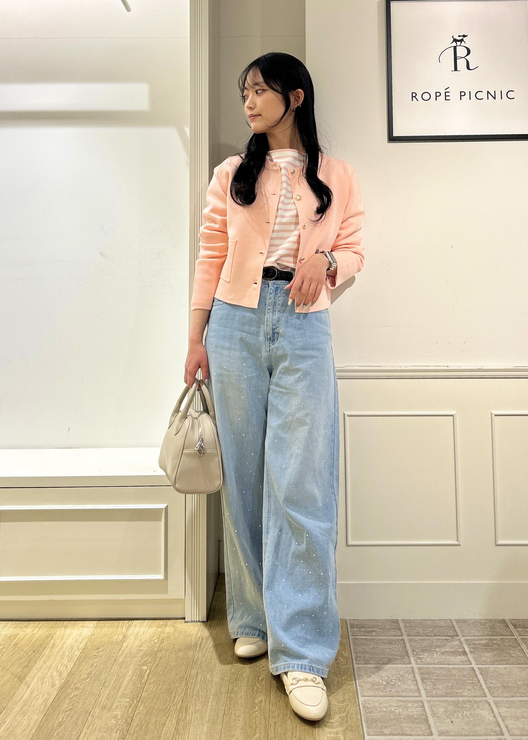 ROPE' PICNICのキラキラビジューデニムを使ったコーディネートを紹介します。｜Rakuten Fashion(楽天ファッション／旧楽天ブランドアベニュー)5334976