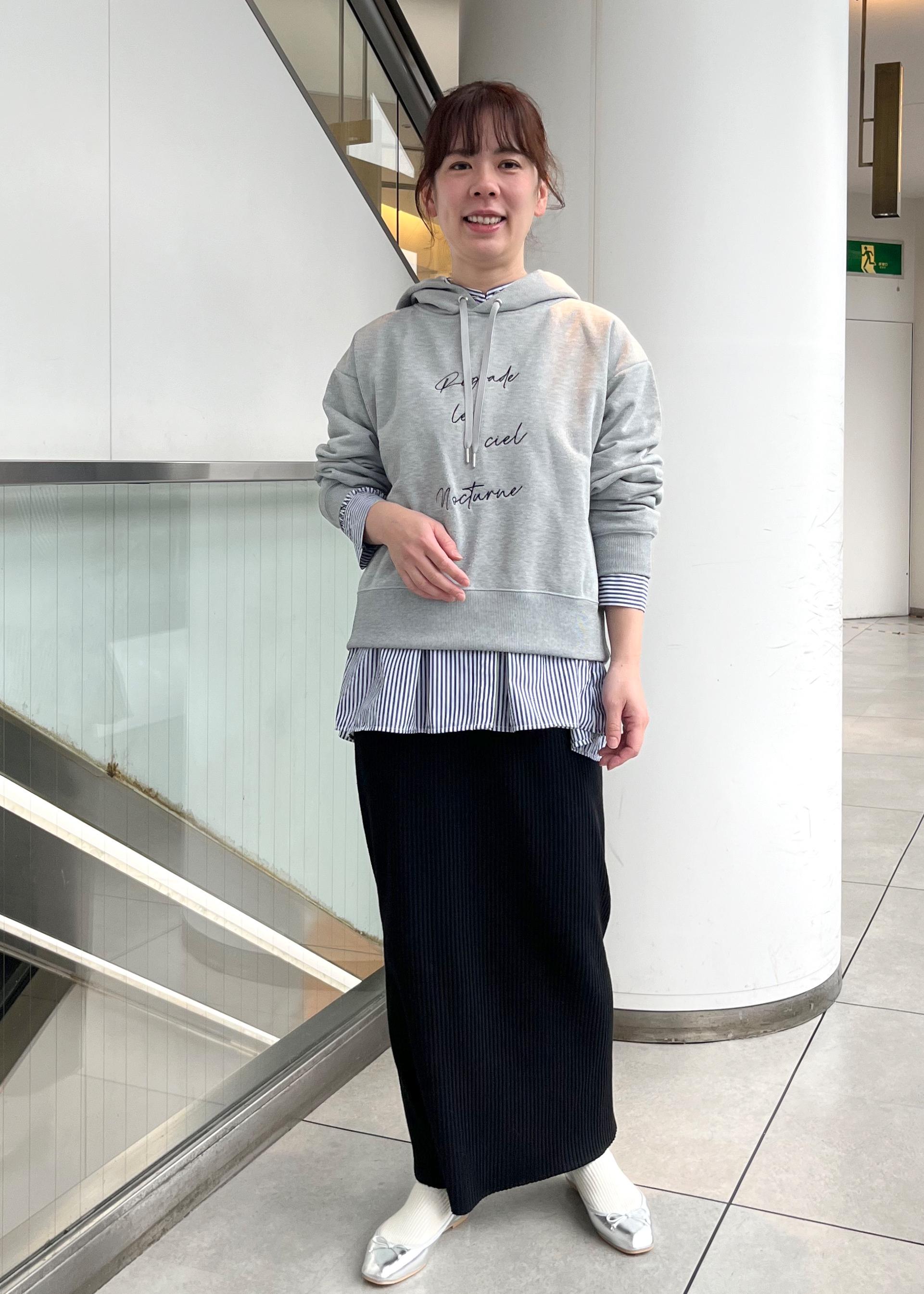 ROPE' PICNICのアソートロゴ刺繍裏毛フーディーを使ったコーディネートを紹介します。｜Rakuten Fashion(楽天ファッション／旧楽天ブランドアベニュー)5396501