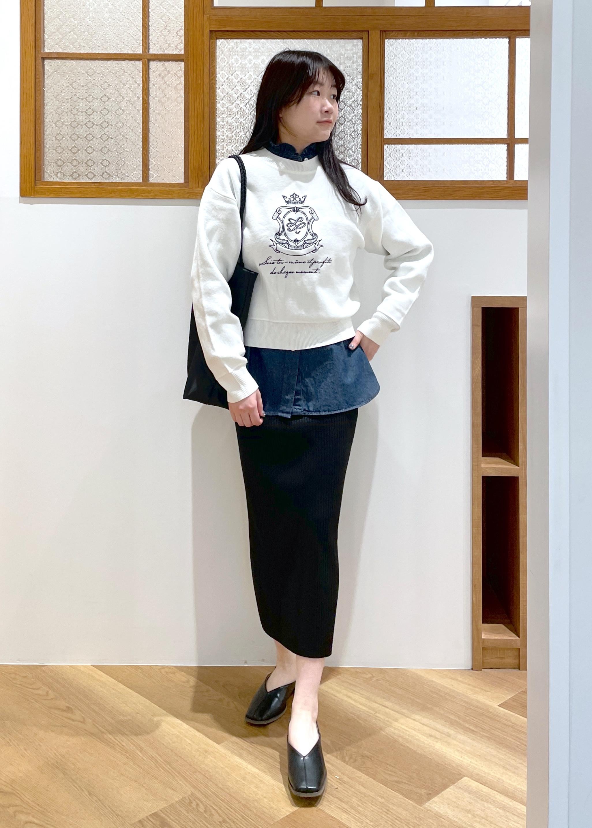 ROPE' PICNICのスウェットライク刺繍ニットプルオーバー/リンクコーデを使ったコーディネートを紹介します。｜Rakuten Fashion(楽天ファッション／旧楽天ブランドアベニュー)5435947